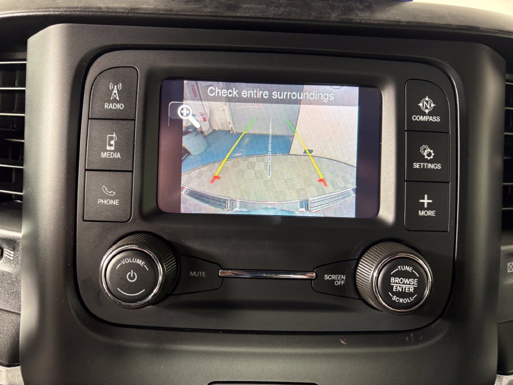Used 2022 RAM 1500 Big Horn AWD/4WD image 18