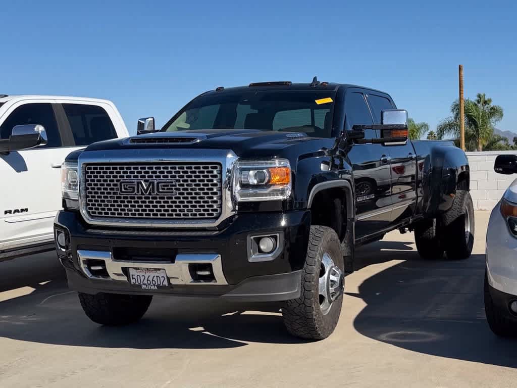 Used 2017 GMC Sierra 3500 Denali w/ Duramax Plus Package AWD/4WD image 3