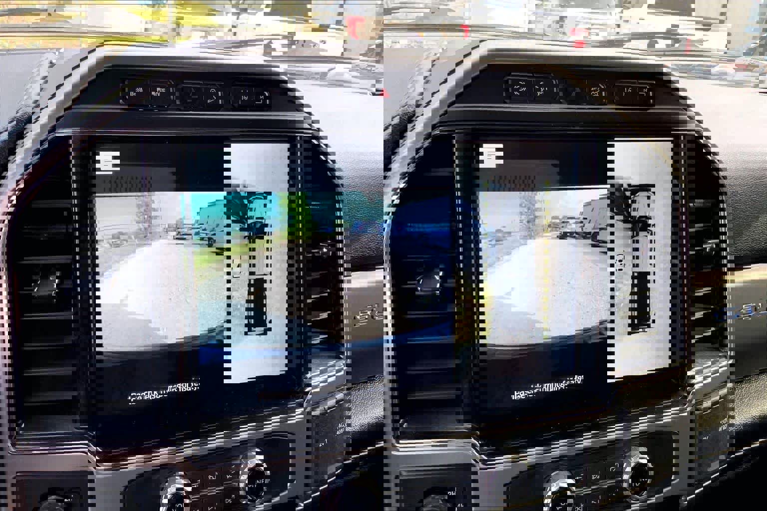 Certified 2022 Ford F450 Platinum w/ FX4 Off-Road Package image 23