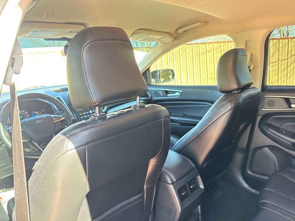 Certified 2024 Ford Edge Titanium AWD/4WD image 21