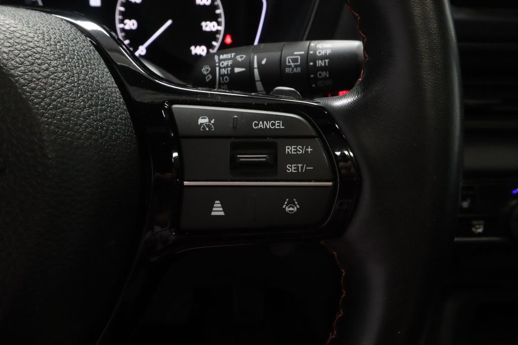 Used 2025 Honda Pilot TrailSport image 30