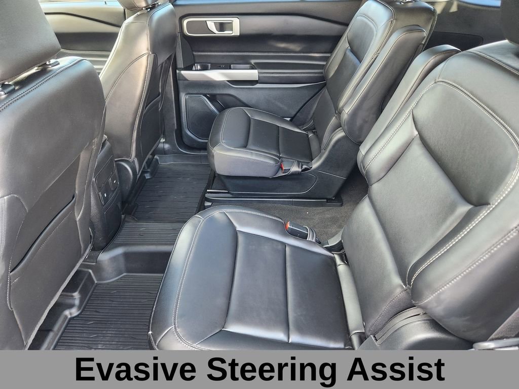 Certified 2023 Ford Explorer XLT w/ Equipment Group 202A image 14