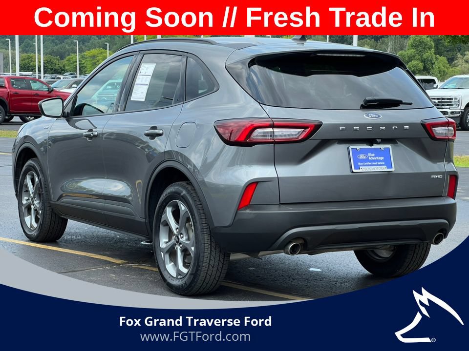 Certified 2025 Ford Escape ST-Line Select AWD/4WD image 37