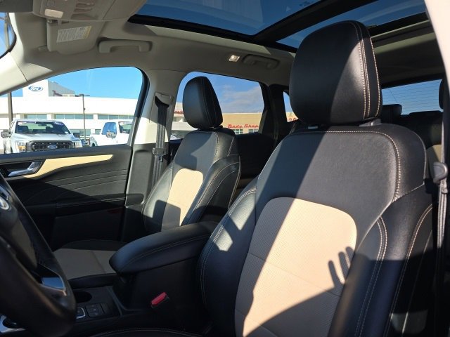 Certified 2021 Ford Escape Titanium w/ Titanium Elite Package image 13