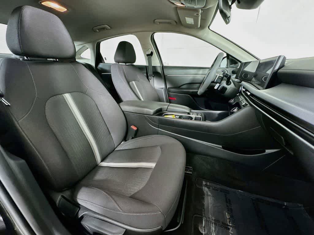 Used 2024 Hyundai Sonata SEL FWD image 30