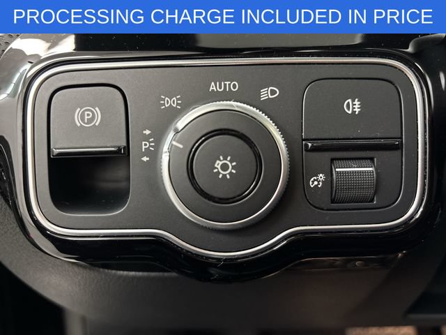 Used 2025 Mercedes-Benz CLA 250 4MATIC image 20