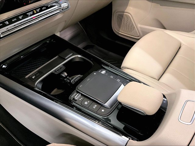 Used 2021 Mercedes-Benz GLA 250 4MATIC image 16