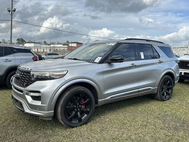 Certified 2020 Ford Explorer ST w/ ST Street Pack image 16