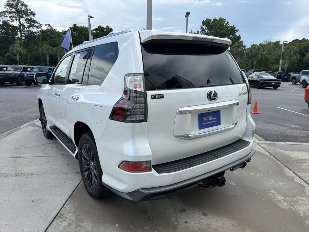 Used 2023 Lexus GX 460 Premium w/ Accessory Package AWD/4WD image 5
