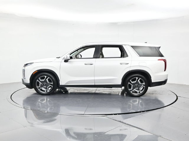 Used 2024 Hyundai Palisade Limited FWD image 7