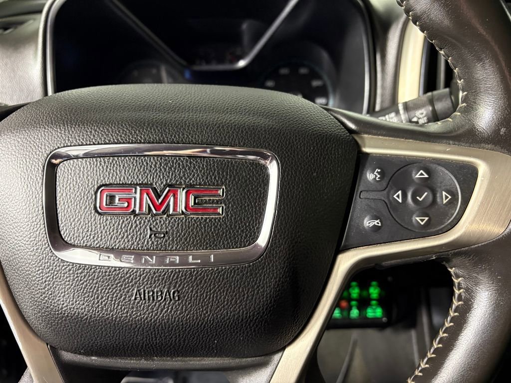 Used 2018 GMC Canyon Denali image 21
