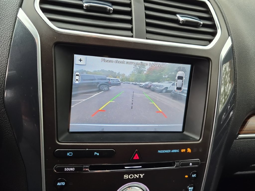Certified 2018 Ford Explorer Limited AWD/4WD image 32