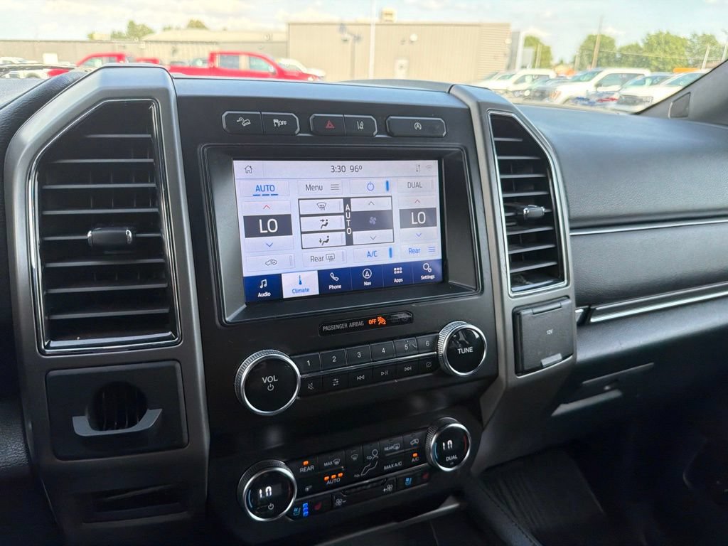 Certified 2020 Ford Expedition XLT w/ Equipment Group 202A AWD/4WD image 17