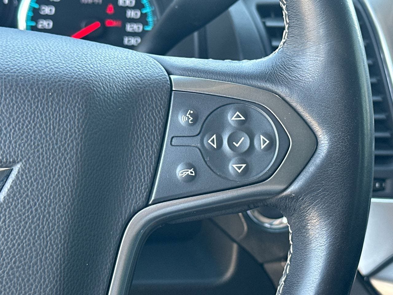 Used 2019 Chevrolet Tahoe Premier RWD image 28
