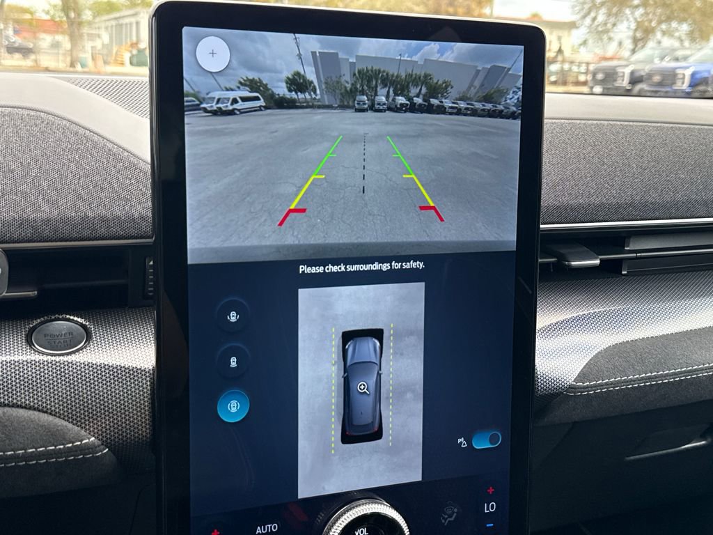 Certified 2025 Ford Mustang Mach-E GT image 21