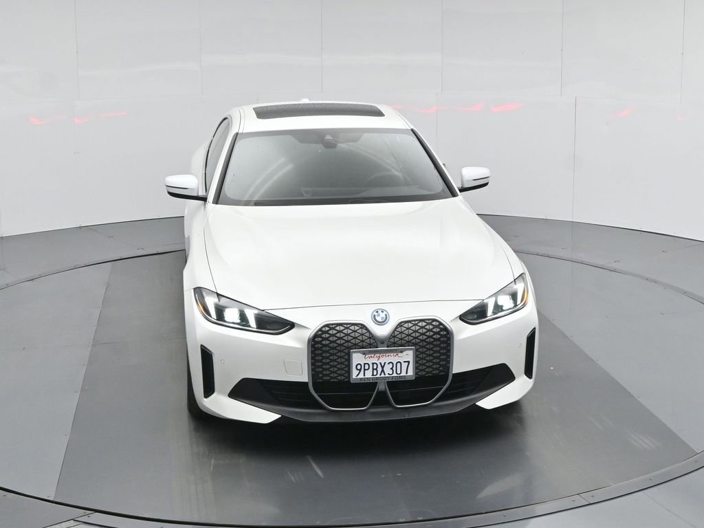 Used 2025 BMW i4 eDrive40 image 31