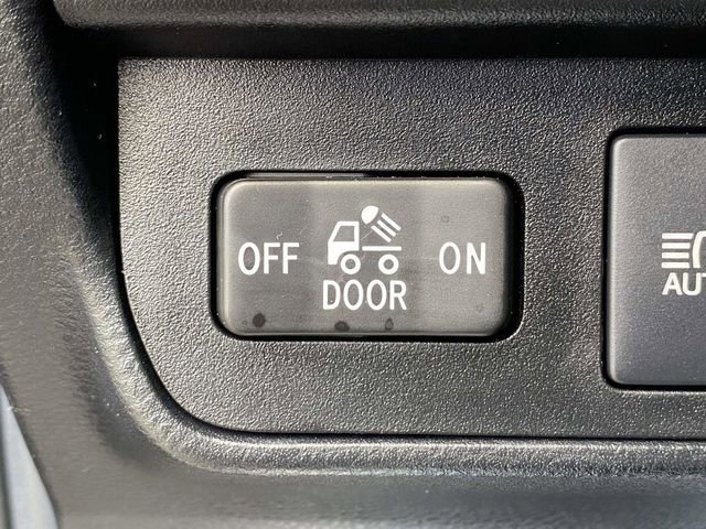 Used 2022 Toyota Tacoma SR w/ SR Convenience Package image 28