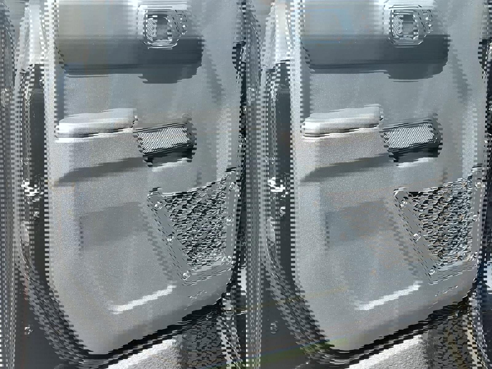 Certified 2025 Ford Bronco Badlands image 21