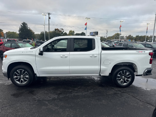 Used 2025 Chevrolet Silverado 1500 LT AWD/4WD image 4