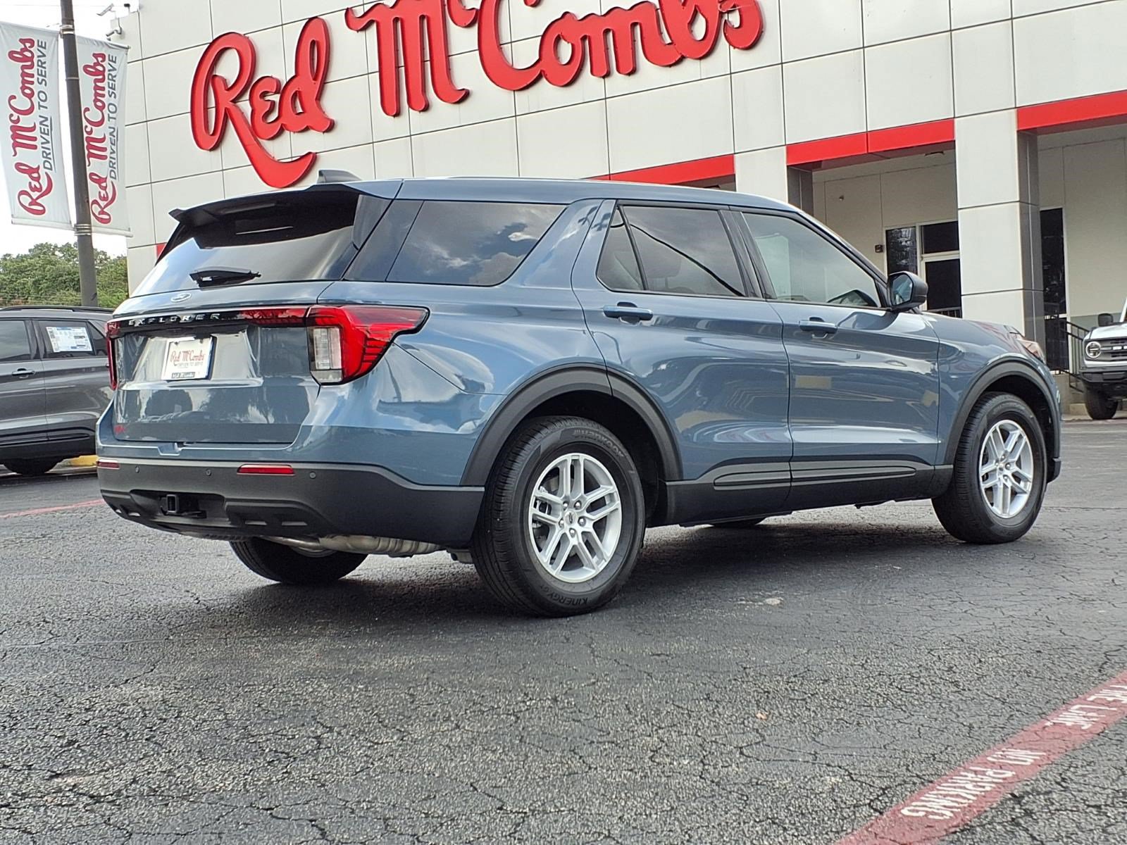 Certified 2026 Ford Explorer Active RWD image 6