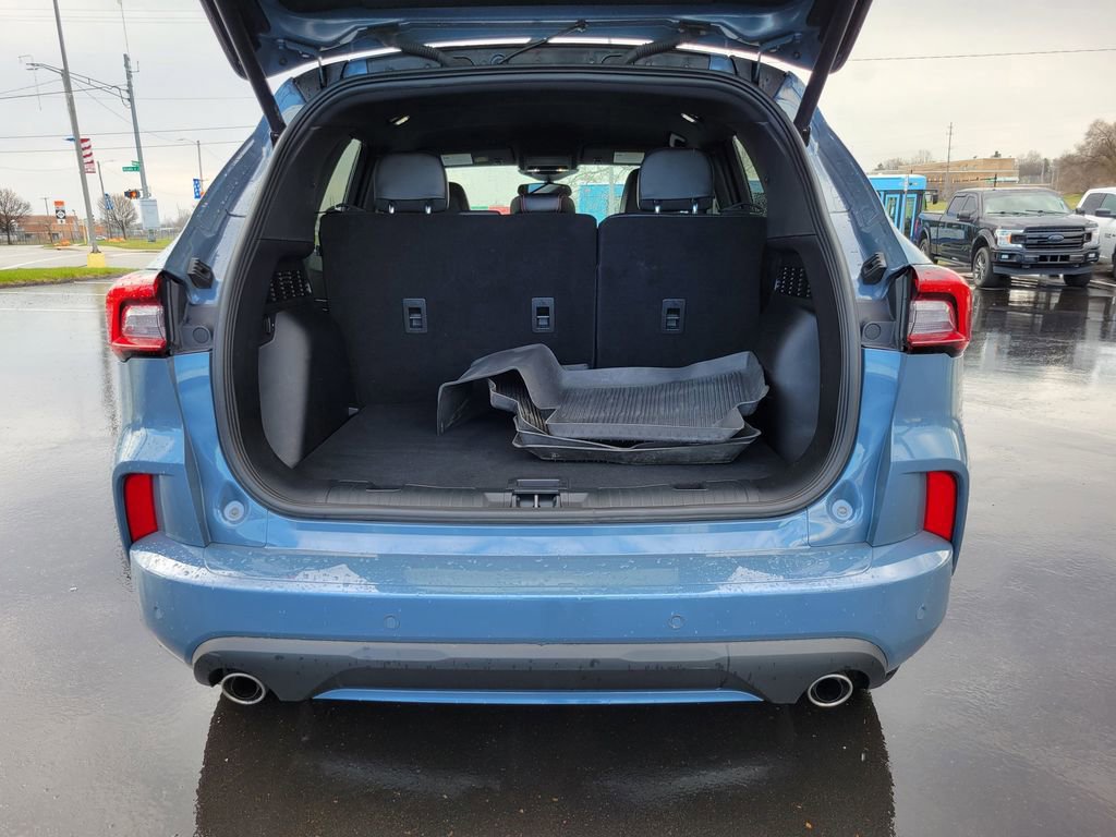 Certified 2024 Ford Escape ST-Line w/ Tech Pack #1 AWD/4WD image 24