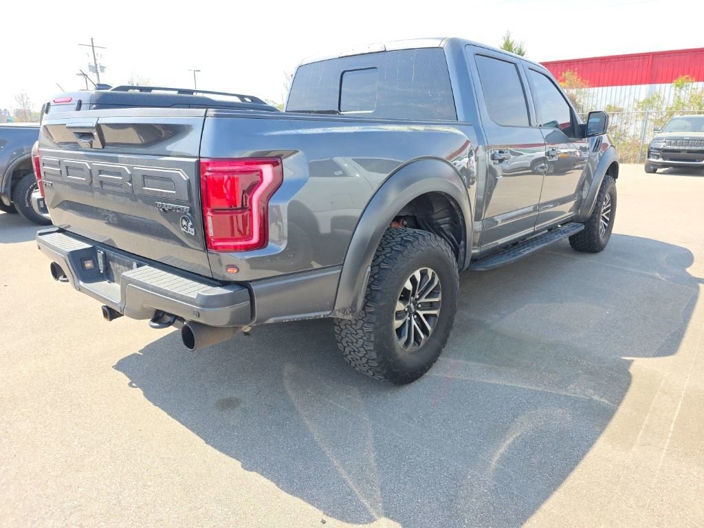 Certified 2019 Ford F150 Raptor w/ Equipment Group 802A Luxury image 2