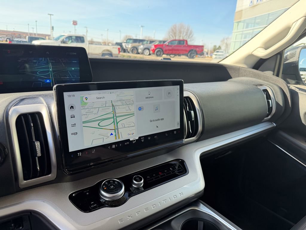 Certified 2025 Ford Expedition Active image 19