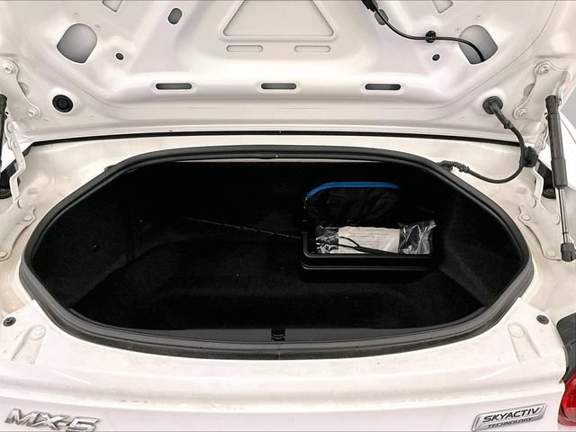 Used 2019 MAZDA MX-5 Miata RF Club RWD image 31