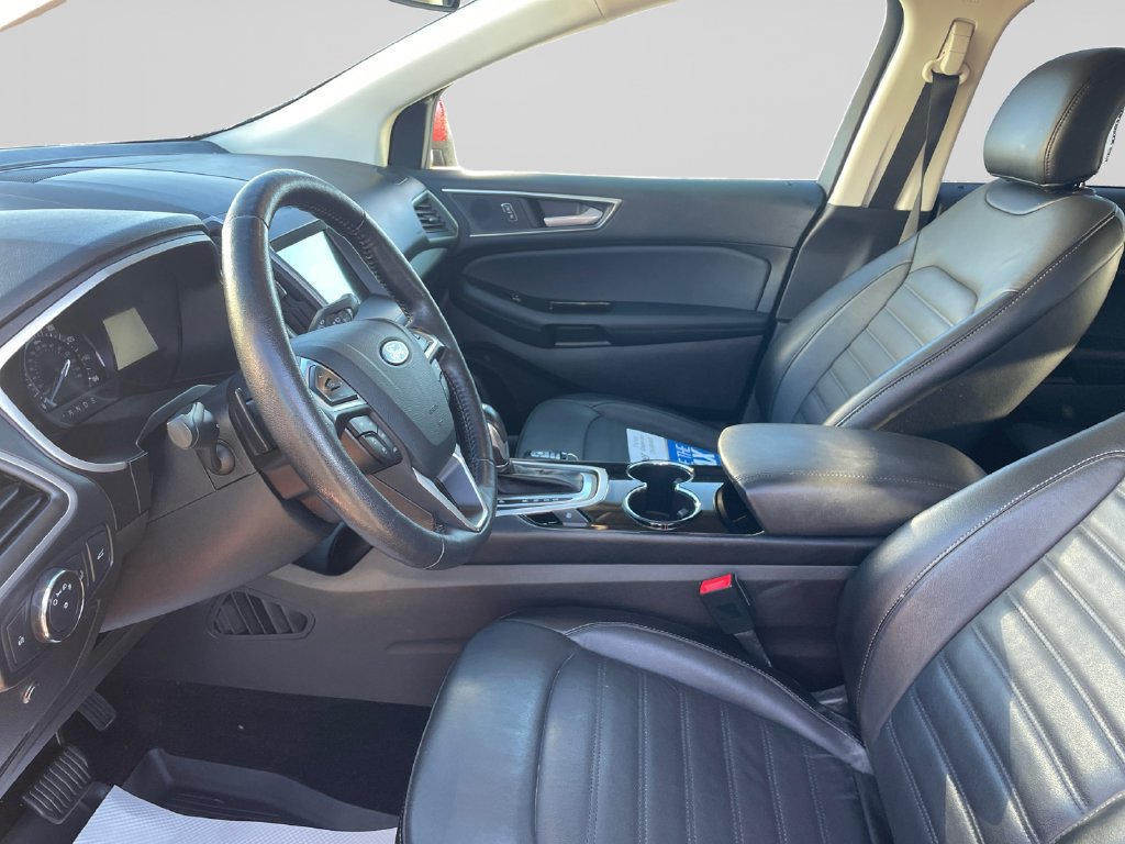 Certified 2018 Ford Edge SEL w/ Equipment Group 201A AWD/4WD image 21