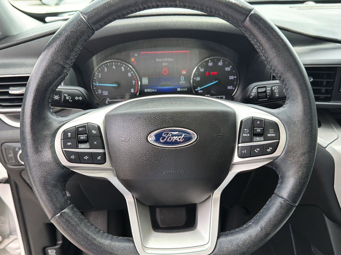 Certified 2022 Ford Explorer XLT w/ Equipment Group 202A RWD image 21