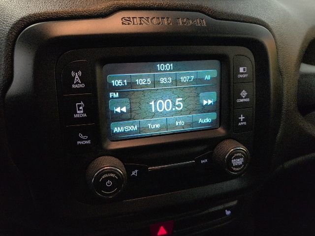 Used 2017 Jeep Renegade Trailhawk image 21