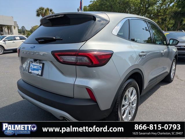 Certified 2024 Ford Escape Active w/ Tech Pack #1 FWD image 3