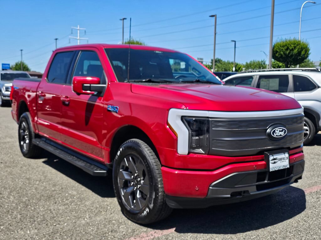 Certified 2025 Ford F150 Lightning Lariat AWD/4WD image 8