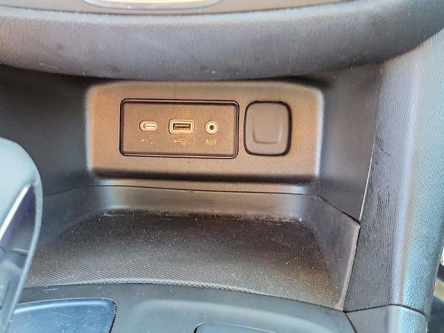 Used 2022 Chevrolet Equinox LT image 31