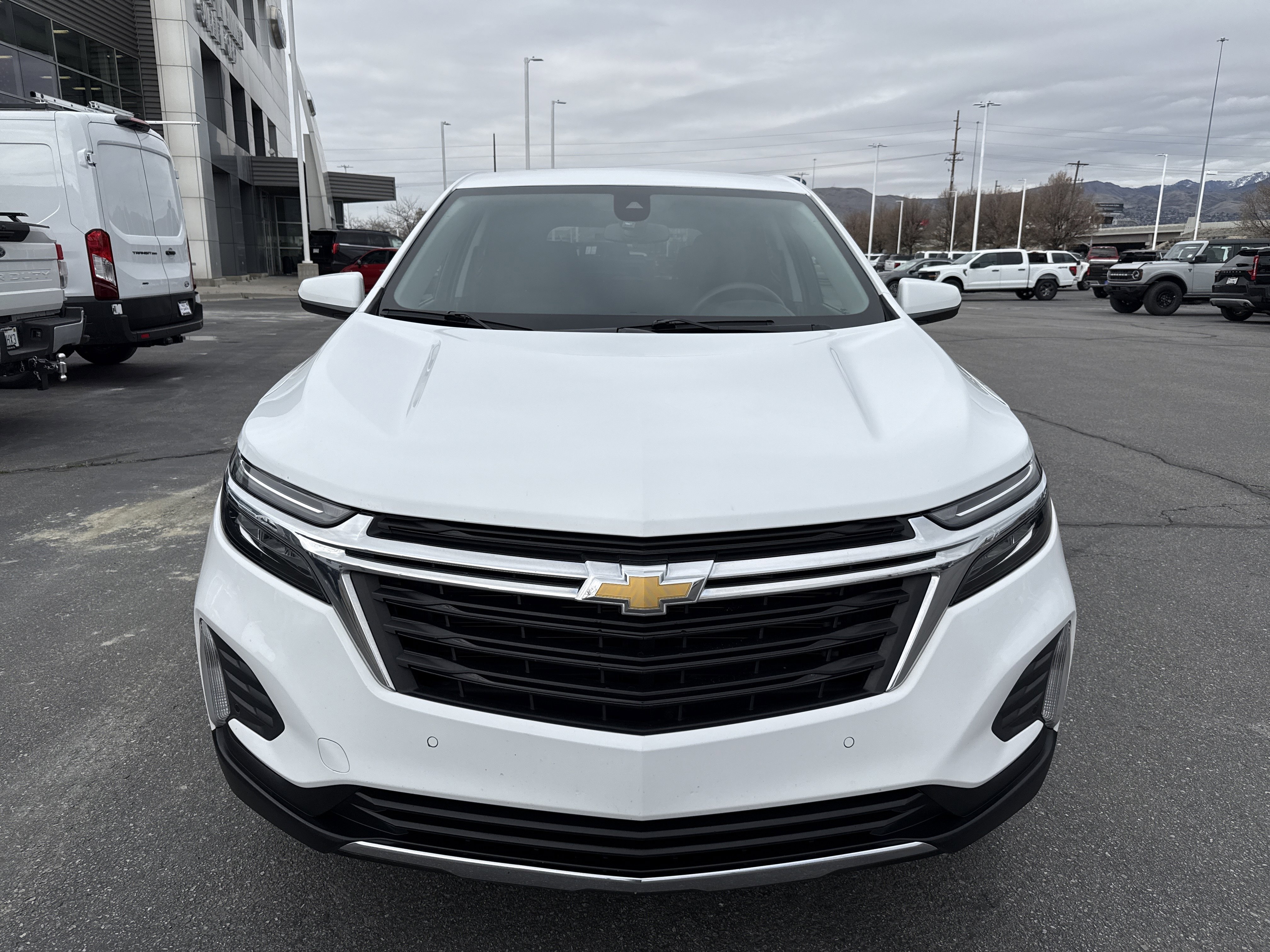 Used 2023 Chevrolet Equinox LT w/ LPO, Floor Liner Package image 8