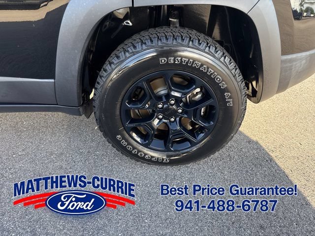 Used 2022 Jeep Cherokee Latitude w/ Trailer Tow Group AWD/4WD image 14