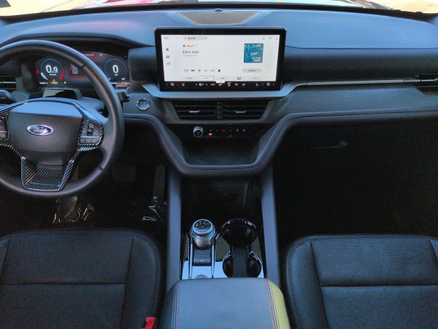 Certified 2026 Ford Explorer Platinum RWD image 17