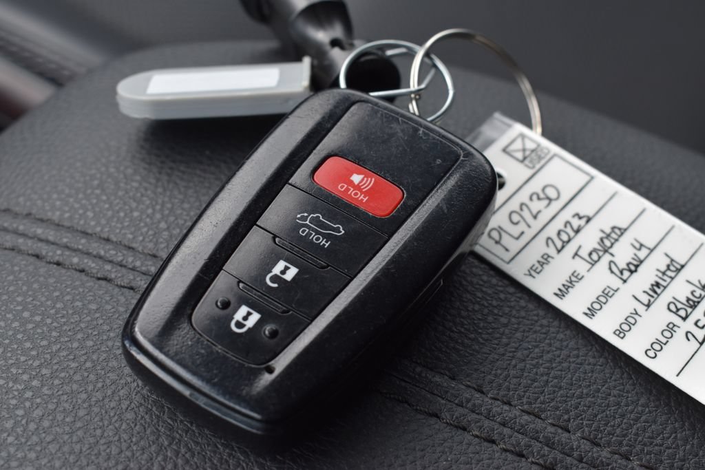 Used 2023 Toyota RAV4 Limited FWD image 14