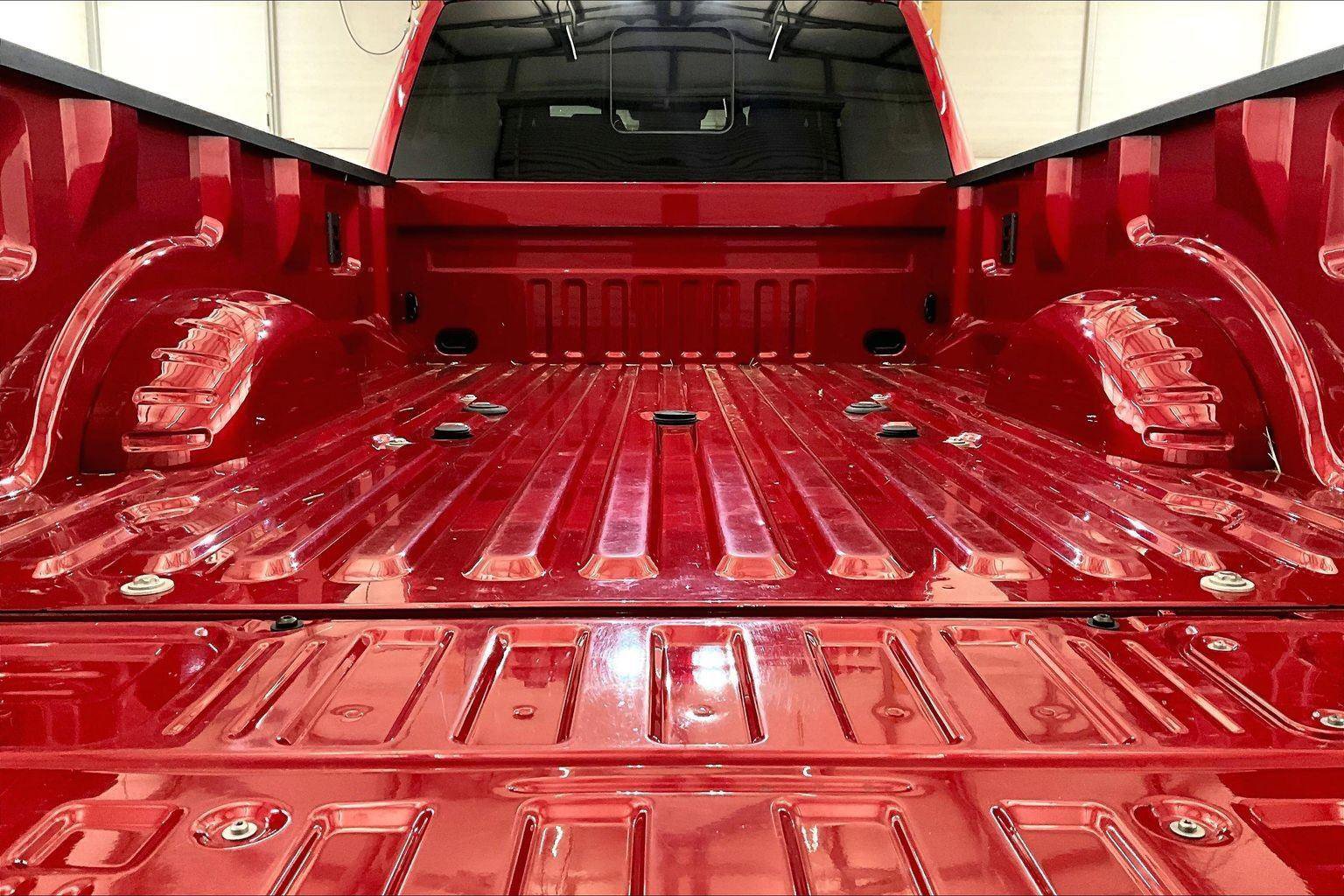 Certified 2024 Ford F350 Lariat image 32