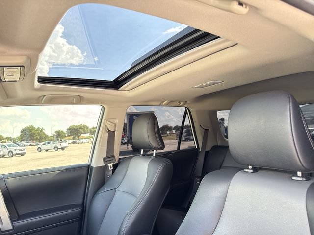 Used 2023 Toyota 4Runner SR5 Premium w/ Moonroof Package RWD image 22