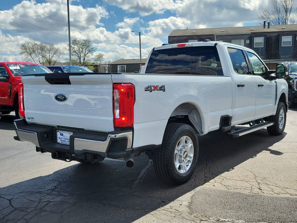 Certified 2025 Ford F250 XLT image 5