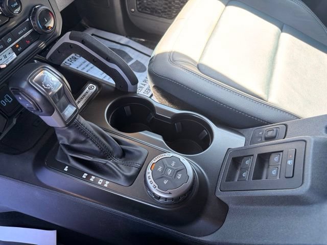 Certified 2022 Ford Bronco Outer Banks w/ Sasquatch Package AWD/4WD image 19