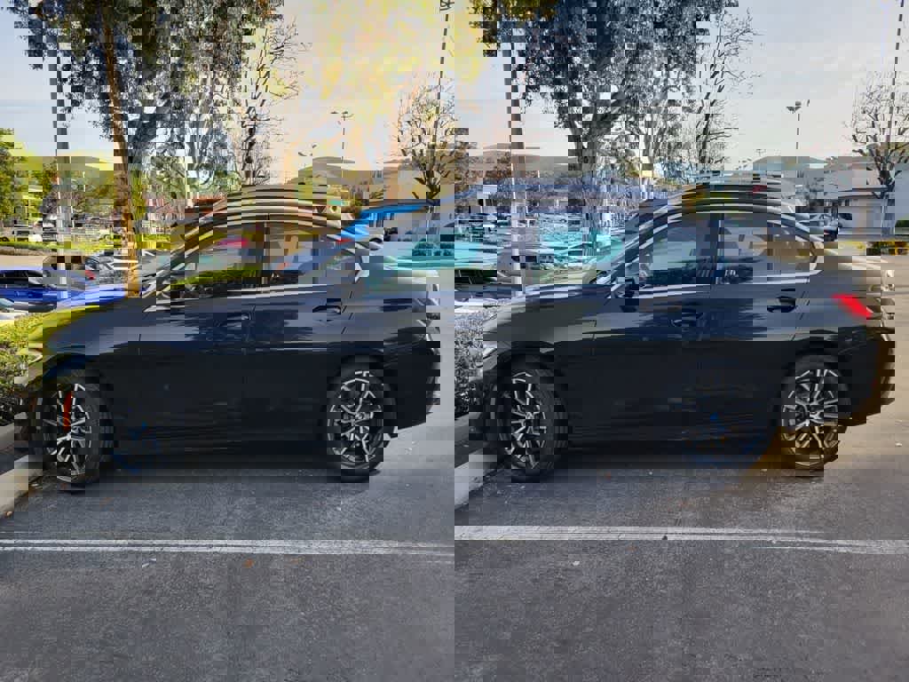 Used 2019 BMW 330i Sedan w/ Convenience Package image 3