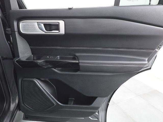 Certified 2024 Ford Explorer ST w/ Technology Package image 19
