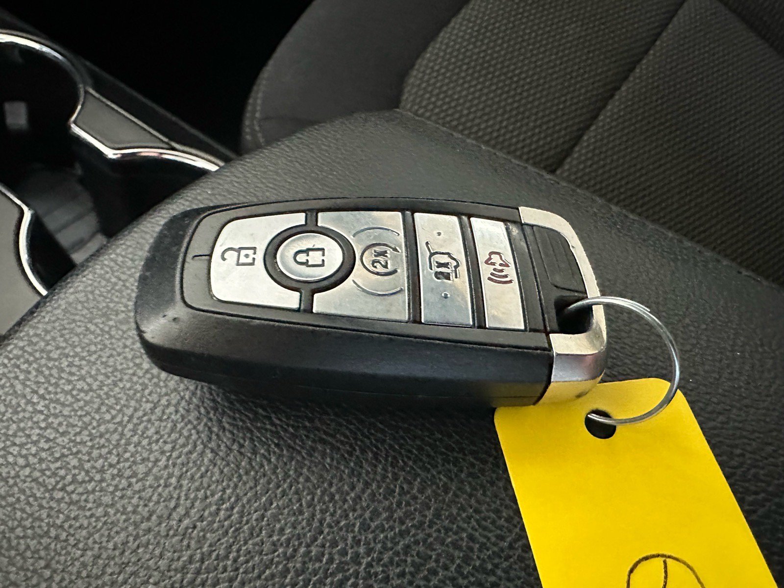 Certified 2019 Ford Explorer XLT w/ Equipment Group 201A FWD image 30