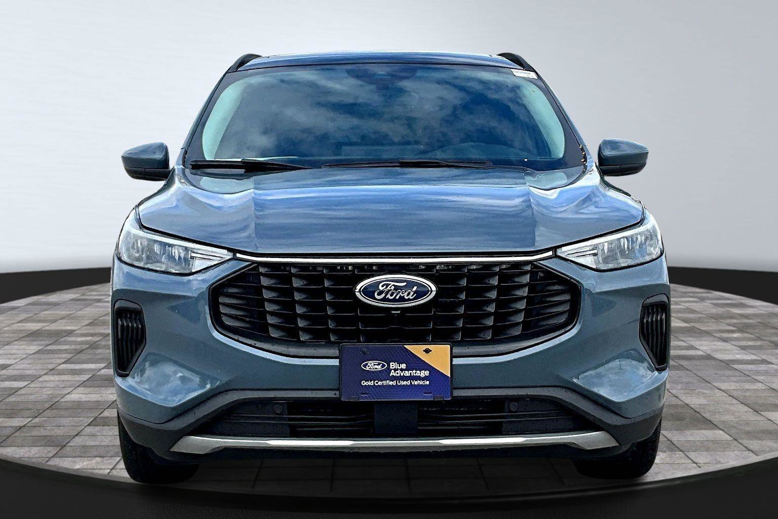 Certified 2023 Ford Escape Active w/ Tech Pack #2 image 3