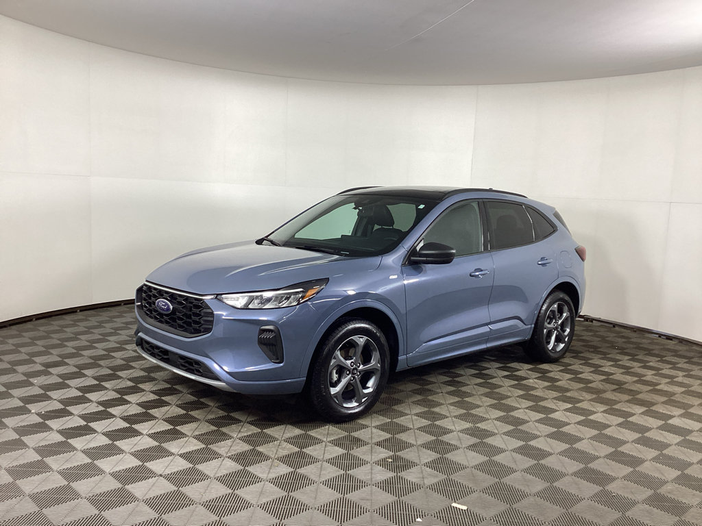 Certified 2024 Ford Escape ST-Line w/ Tech Pack #1 AWD/4WD image 5