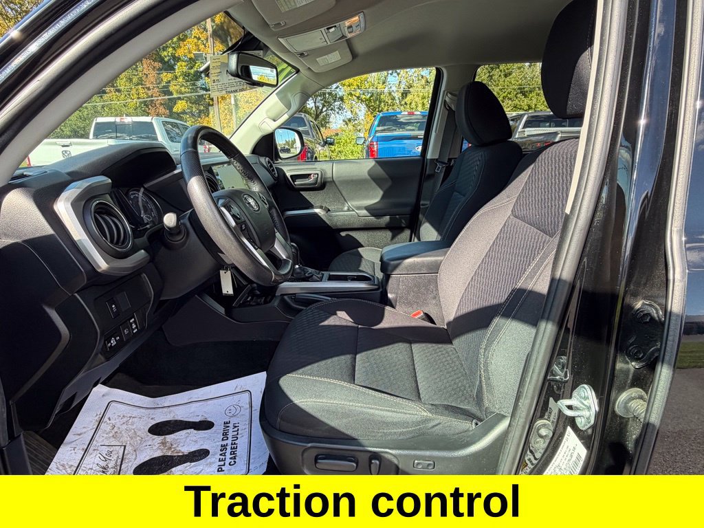 Used 2021 Toyota Tacoma SR5 w/ Trail Edition AWD/4WD image 10