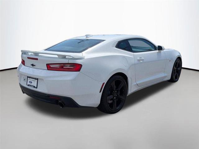 Used 2017 Chevrolet Camaro SS RWD image 4