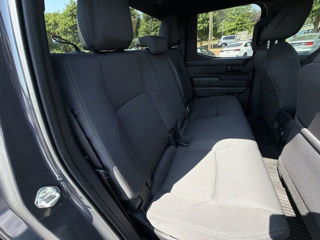 Used 2025 Toyota Tacoma SR5 AWD/4WD image 25